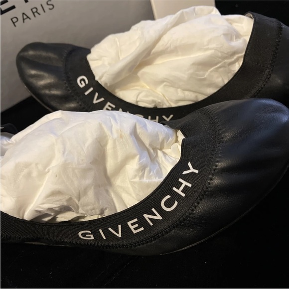 Givenchy Paris Black Millie Ballerina Flat Ballet Shoes stretchy elastic Size 37 - Picture 2 of 6
